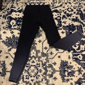Lululemon size 6 OMBRÉ leggings